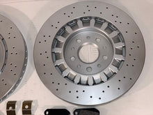 Load image into Gallery viewer, Maserati Ghibli SQ4 Quattroporte AWD Front Rotors &amp; Brembo Brake Pads Set