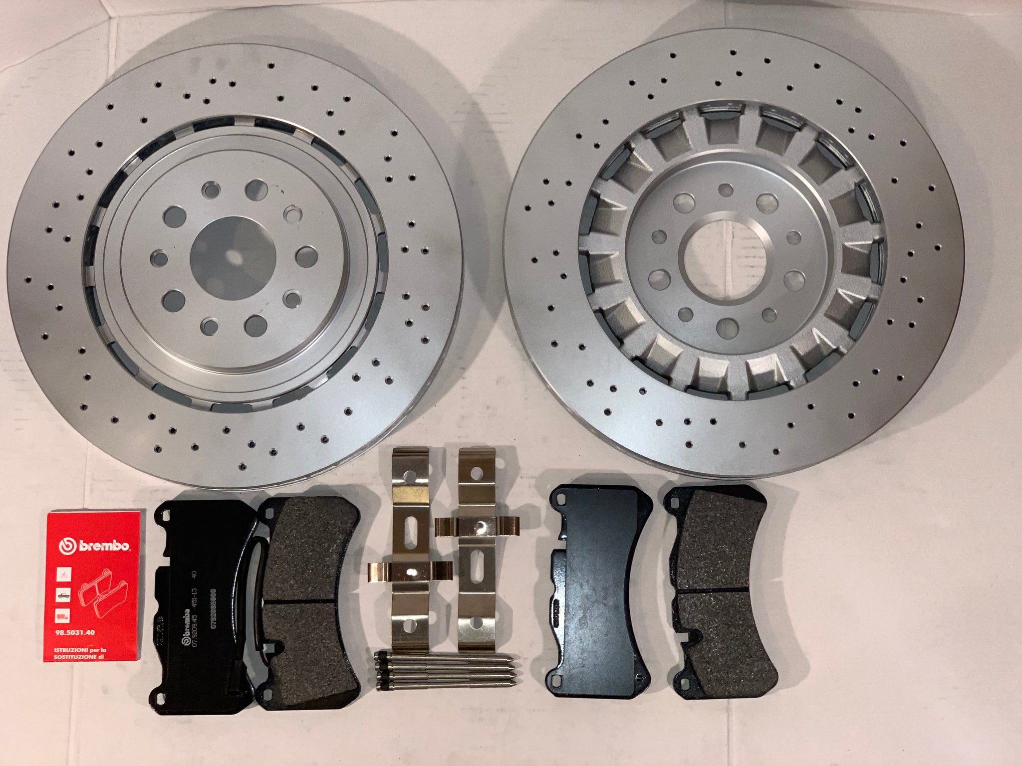 TopEuro Drilled Brake Rotors & Pad Set – Maserati Ghibli SQ4 Quattroporte AWD – 360mm